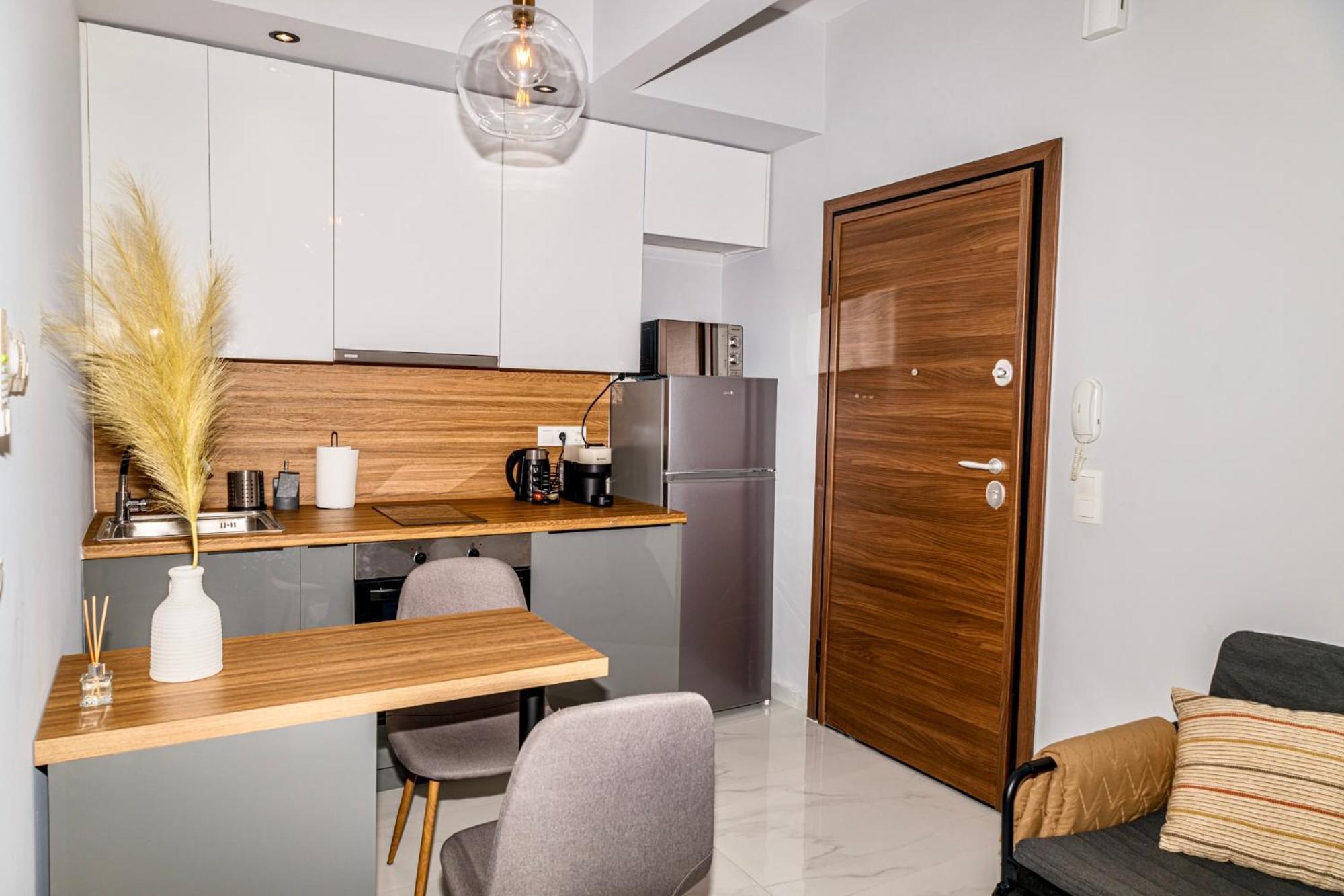 Cozy Studio In The City Center 塞萨洛尼基 外观 照片